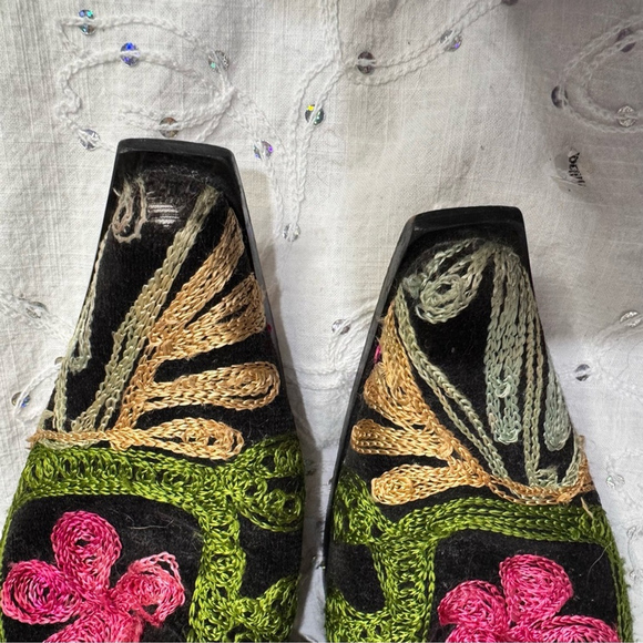 Zeyzani Suzani Embroidered Vibrant Boots Marked Size EU 42 -US 10-10.5) - Picture 6 of 9